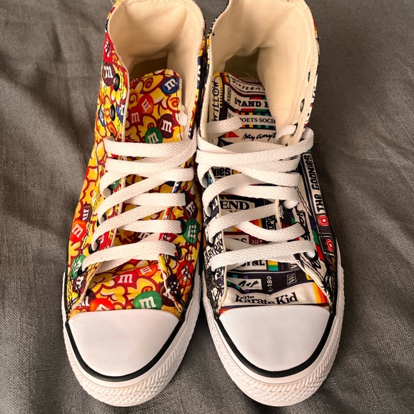 80’s movies inspired high top Converse - Picture 3 of 6